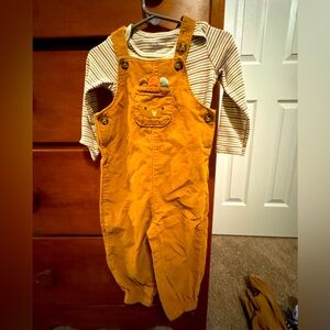 Turkey overall outfit